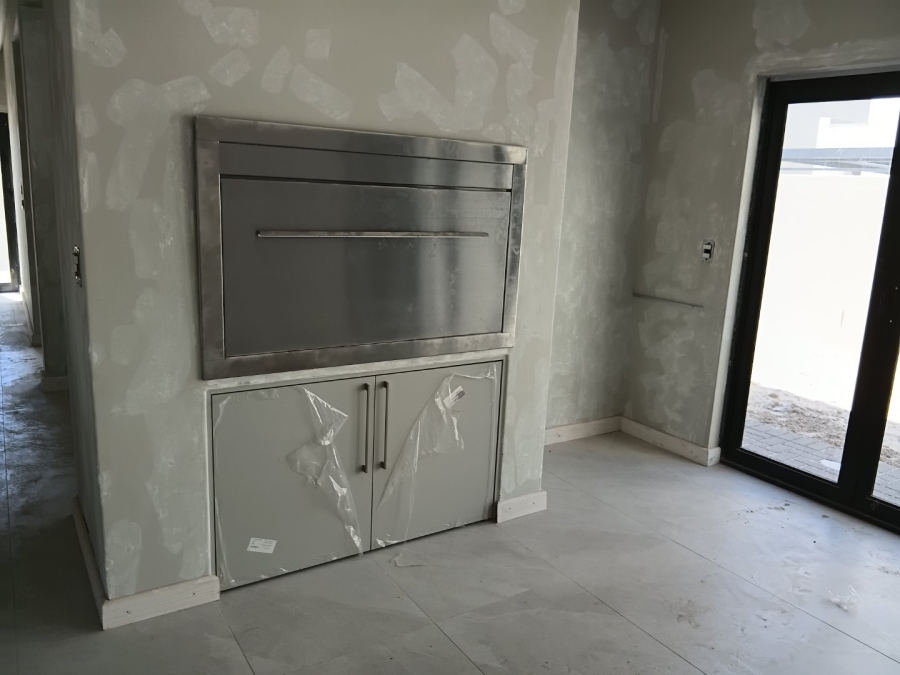 4 Bedroom Property for Sale in Sandown Western Cape